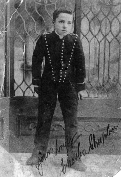 Chaplin as Billy