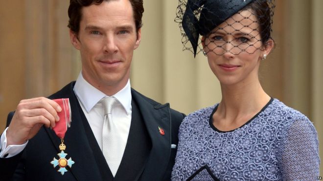 Benedict Cumberbatch, with wife Sophie Hunter, displaying his CBE after the ceremony