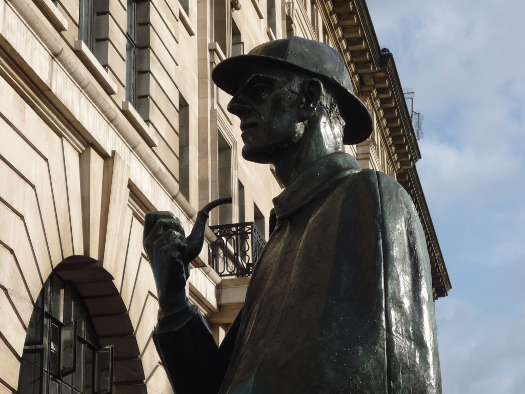 Sherlock_Holmes_Statue